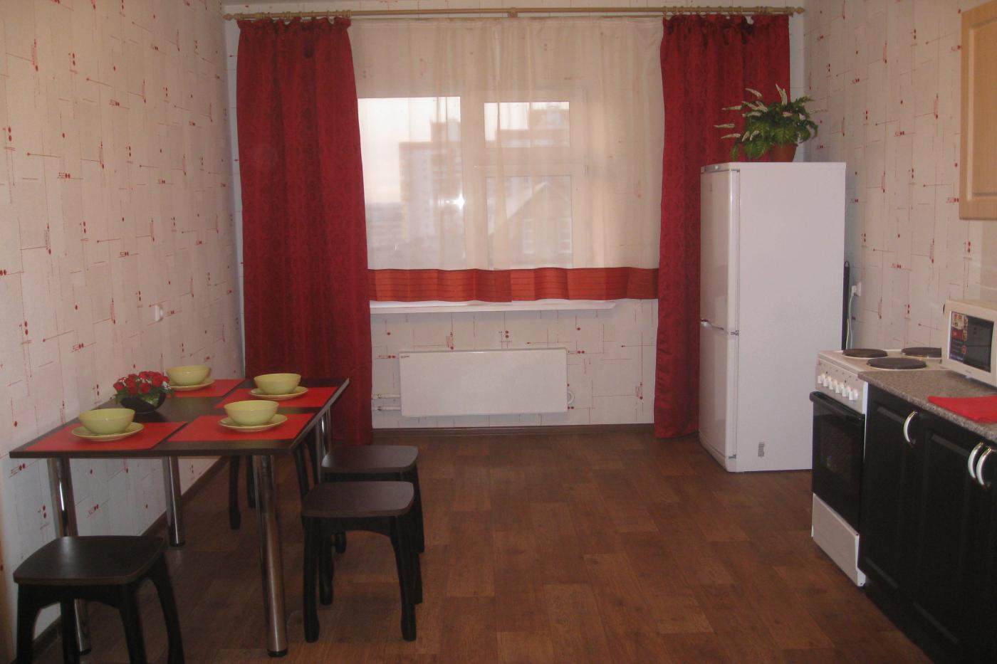 3-комнатная квартира посуточно (вариант № 917), ул. Адоратского улица, фото № 3